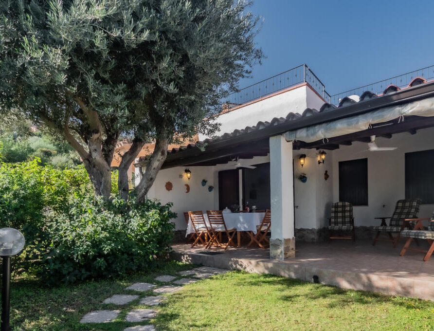 Appartamenti, Ville e Case vacanze a Costa Rei. Domus & Tour - Villa Nicola